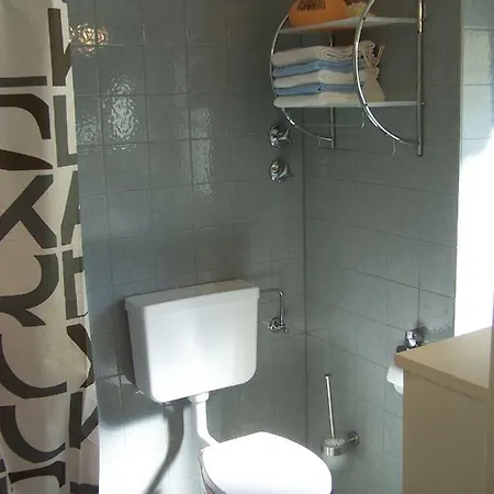 Near Koln/messe/deutz Apartmán *